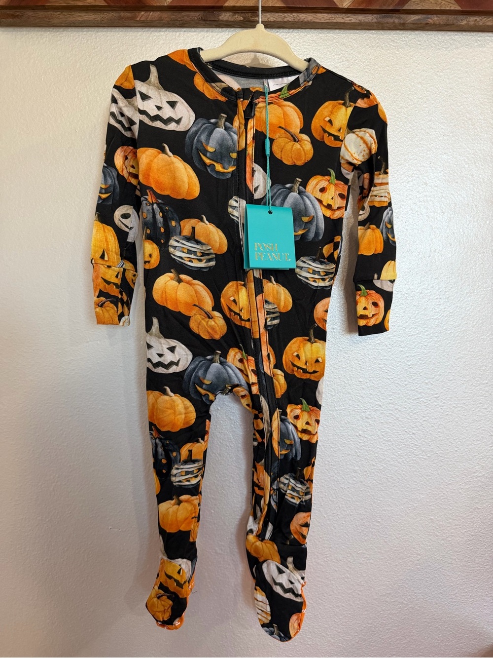 Posh Peanut Hitch Pumpkin Print Footed Pajamas for 6-9m baby